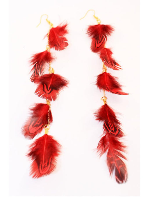 Feather earrings in red