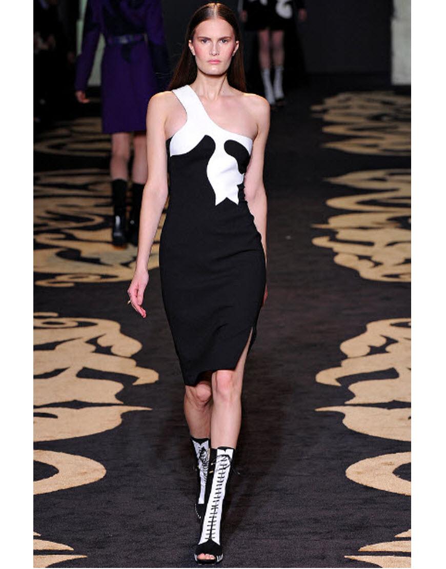 Yellow tulip detail dress style Lady GaGa in Versace in black