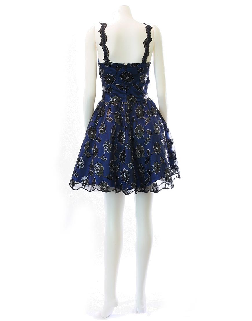 Sequin side cutout & lace trim prom dress