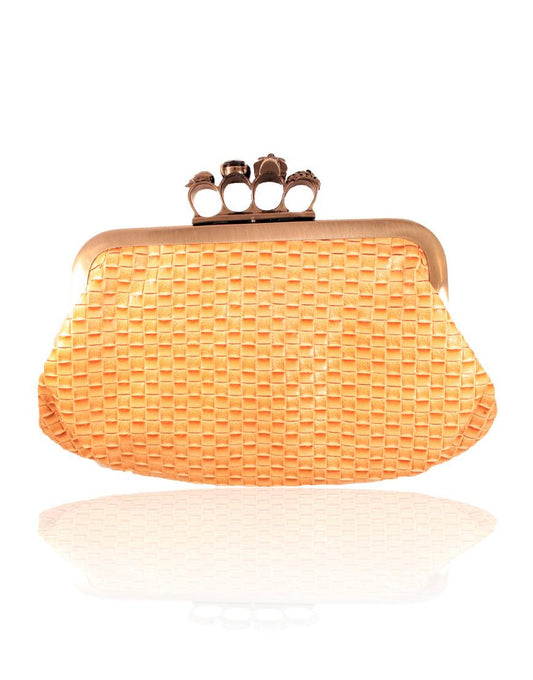 Patent leather ALEXANDER MCQUEEN Style knuckle clutch in Apricot