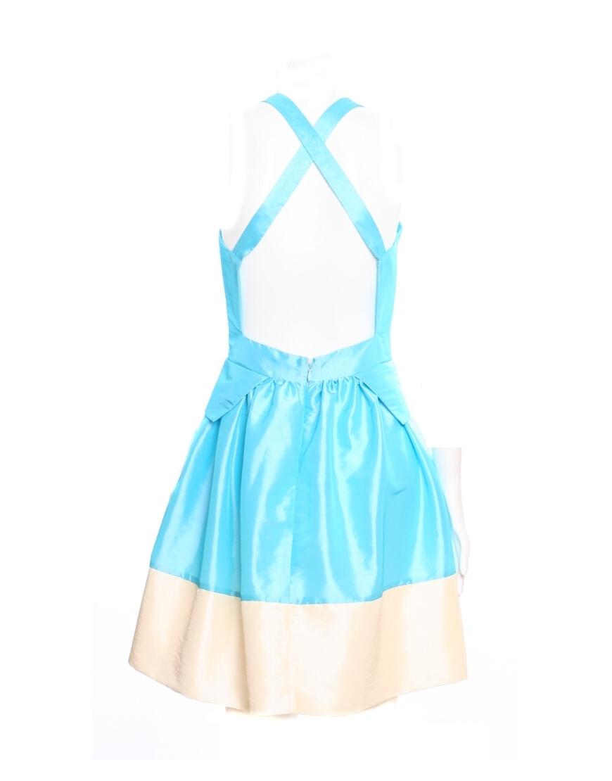V-Neck Sleeveless mini Dress in light blue