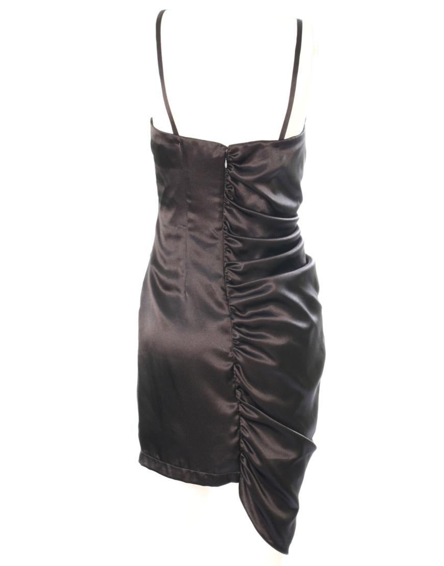 Assymetric ruched dress in black