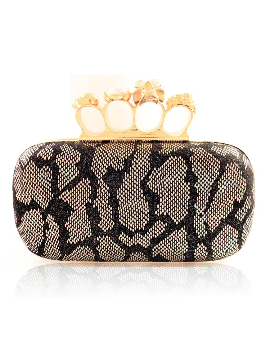 ALEXANDER MCQUEEN Style knuckle box clutch in black