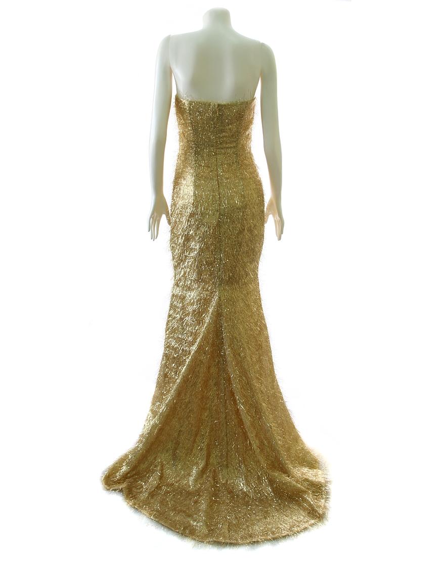 Metallic gold gown dress style Oscar De La Renta