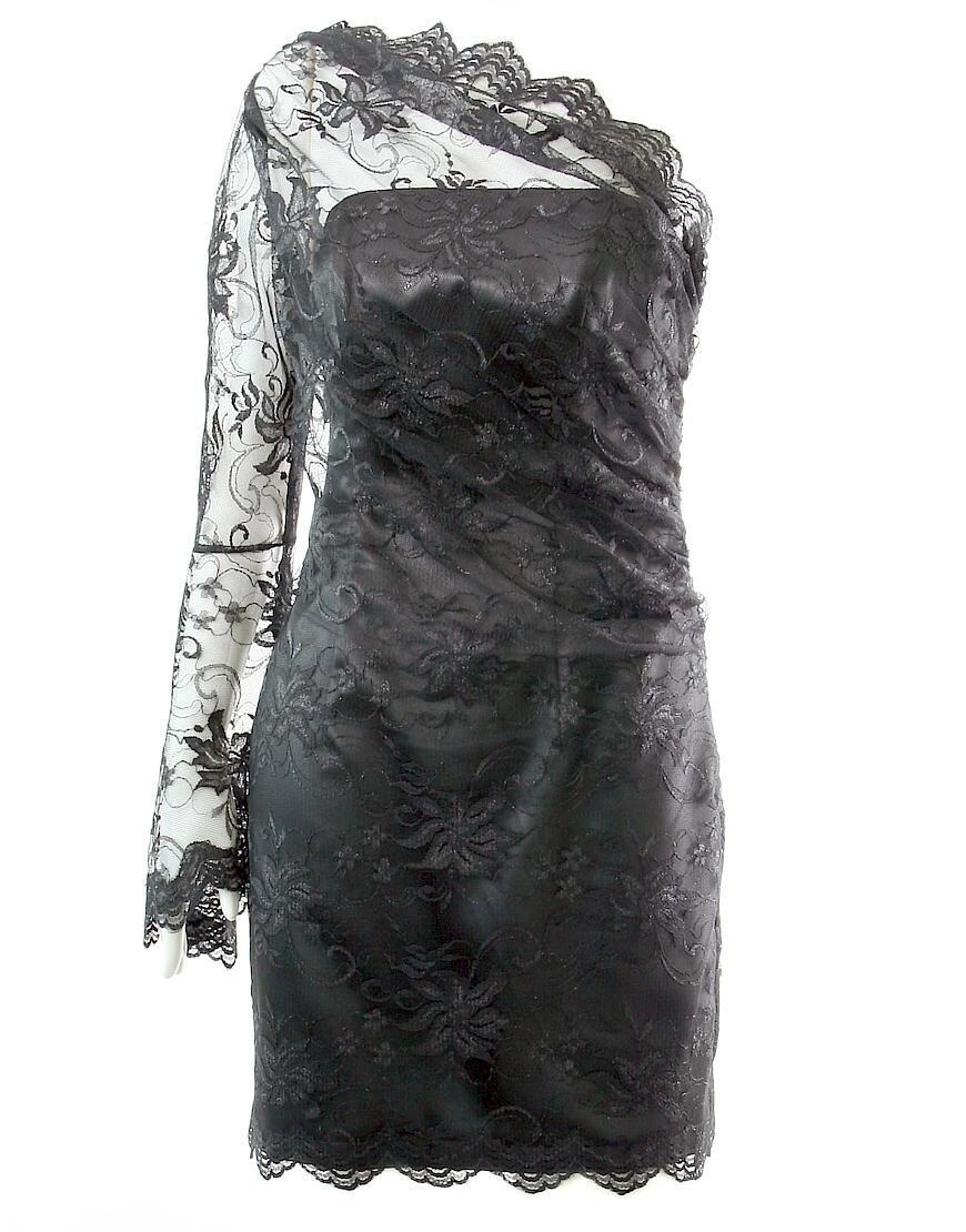 Triangular trim lace long sleeve with fab flared cuff in black
