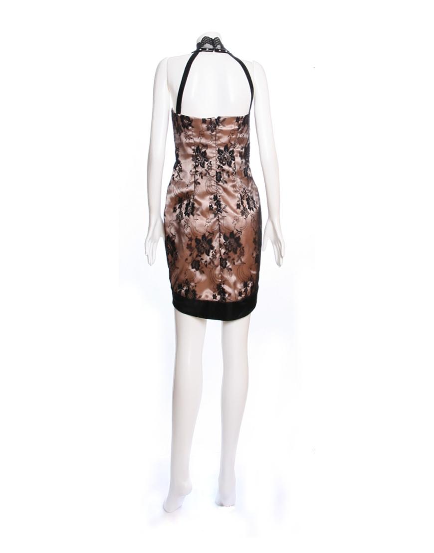 Triangular trimmed lace panel embellished dress