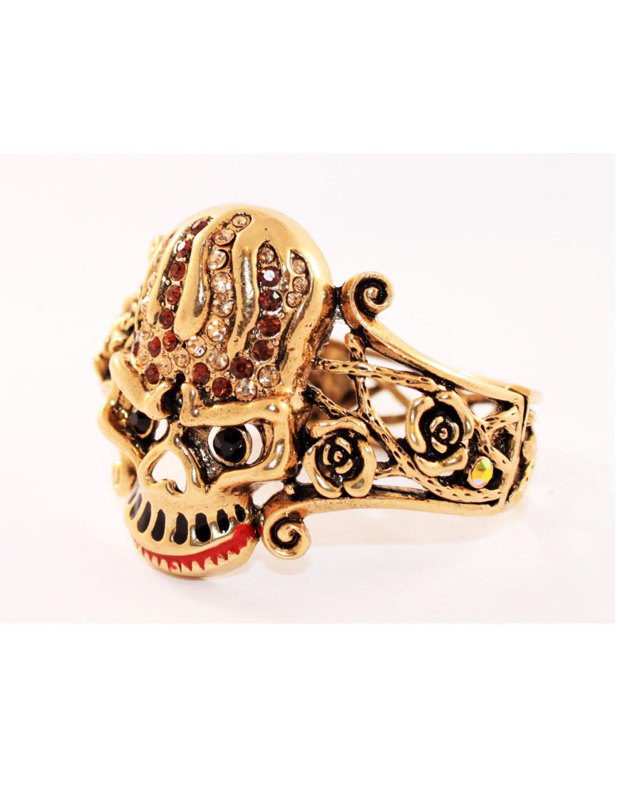 Skull bracelet in gold