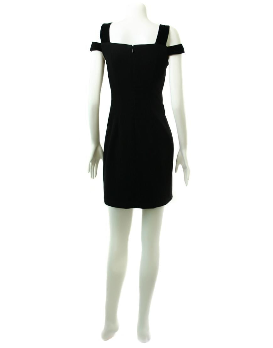 Bow-embellished waist mini dress in black